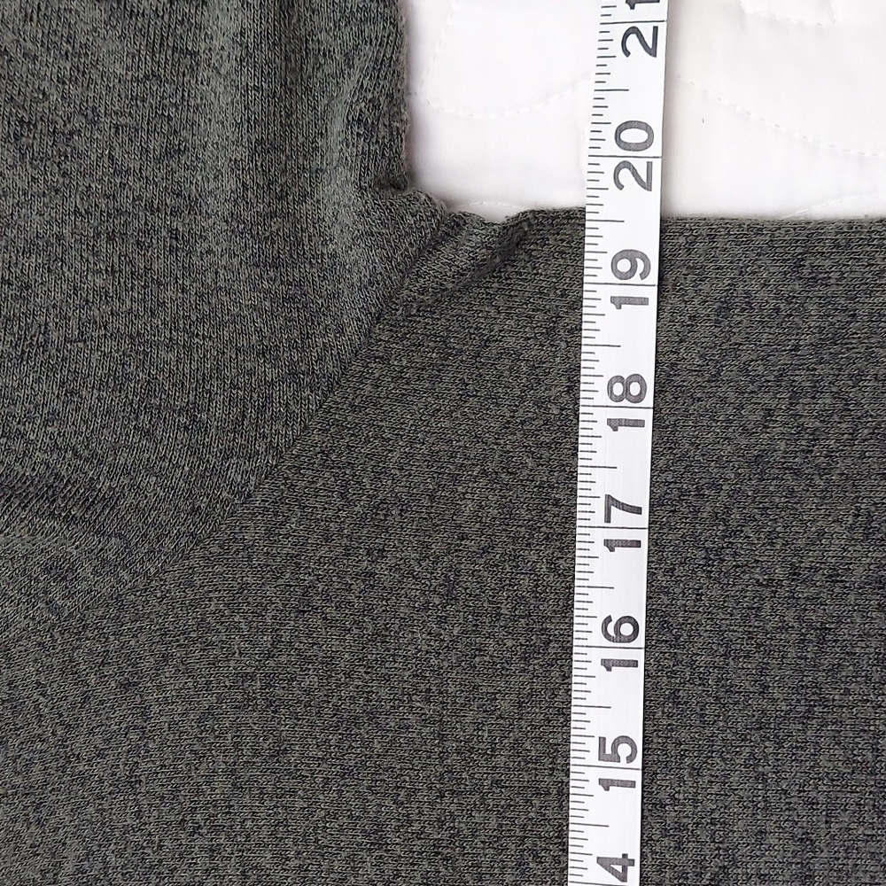 Express Boho V-Neck Long Sleeve Olive and Black Sweater Dress, Size Large, EUC - Picture 6 of 7